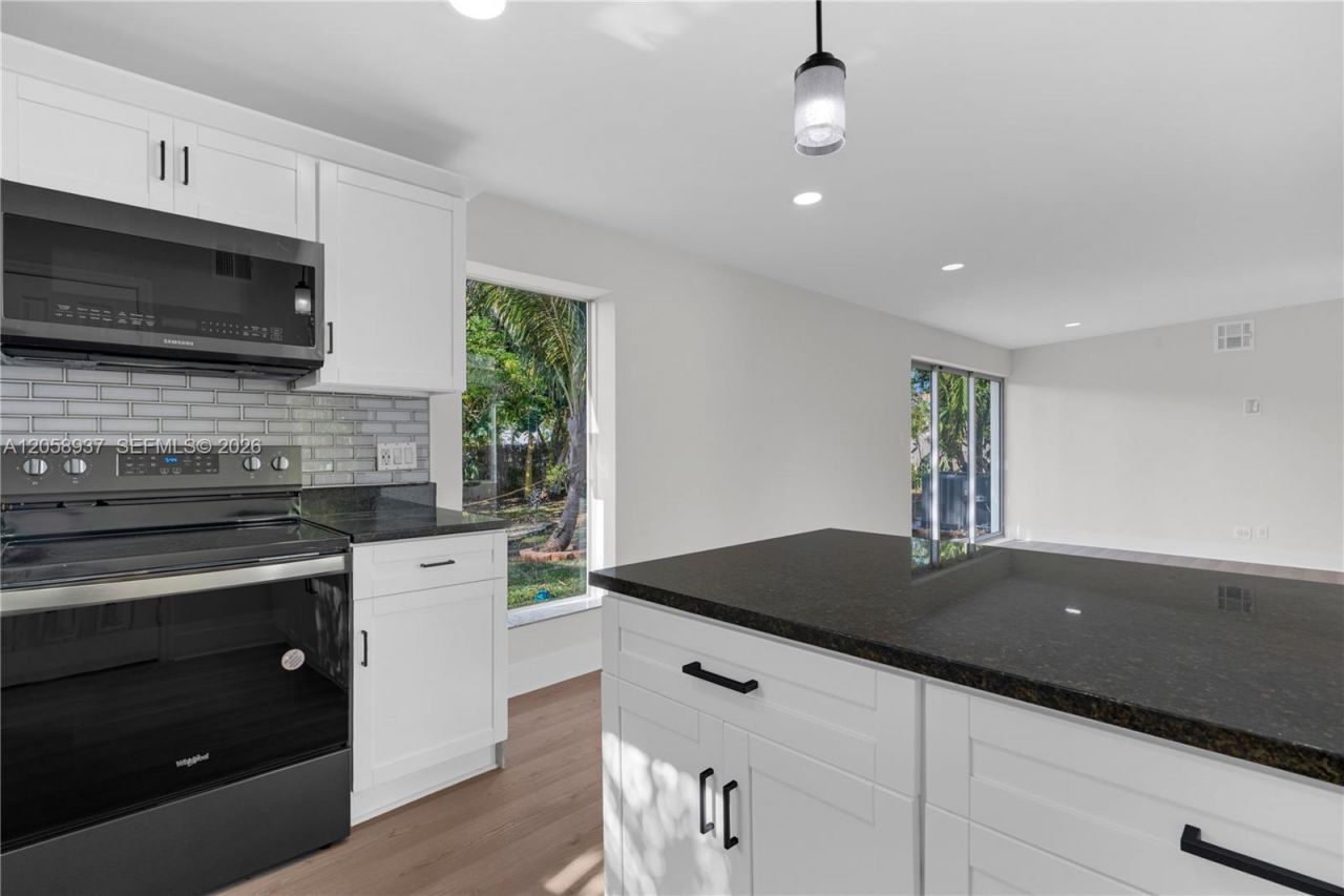5801 NW 20th St , Margate, FL 33063 Photo