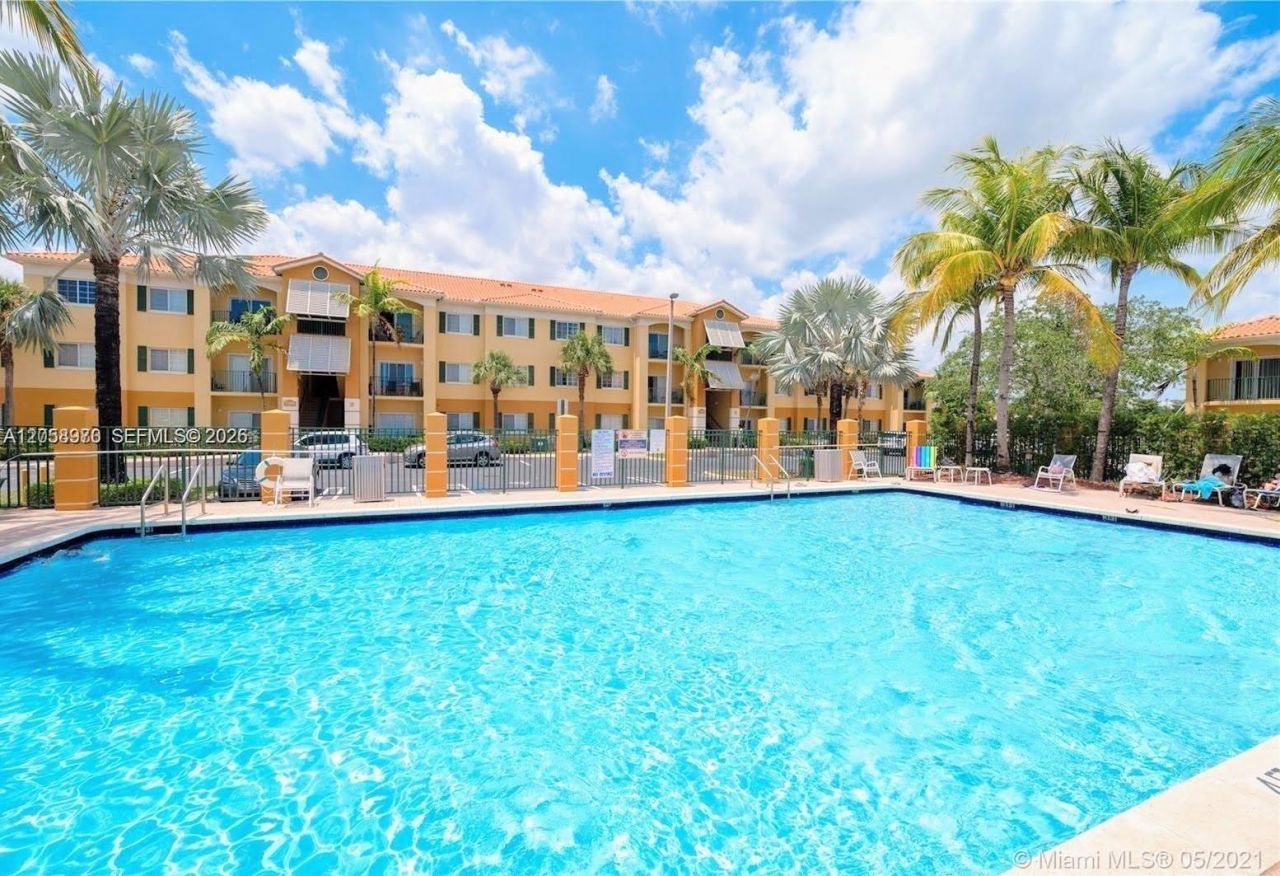 7200 NW 114th Ave, Unit 307, Doral, FL 33178 Photo
