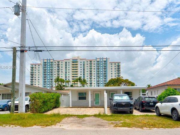 2953 SW 23rd St , Unit 55, Miami, FL 33145
