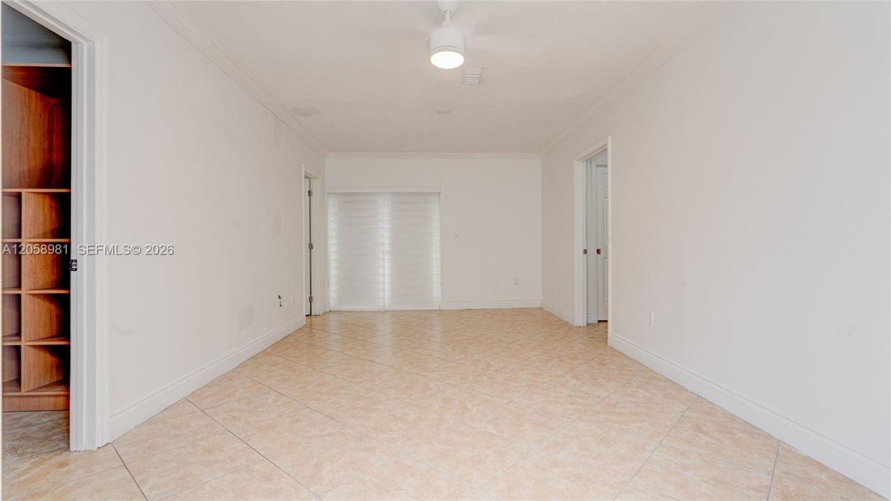 2953 SW 23rd St, Unit 2955, Miami, FL 33145 Photo