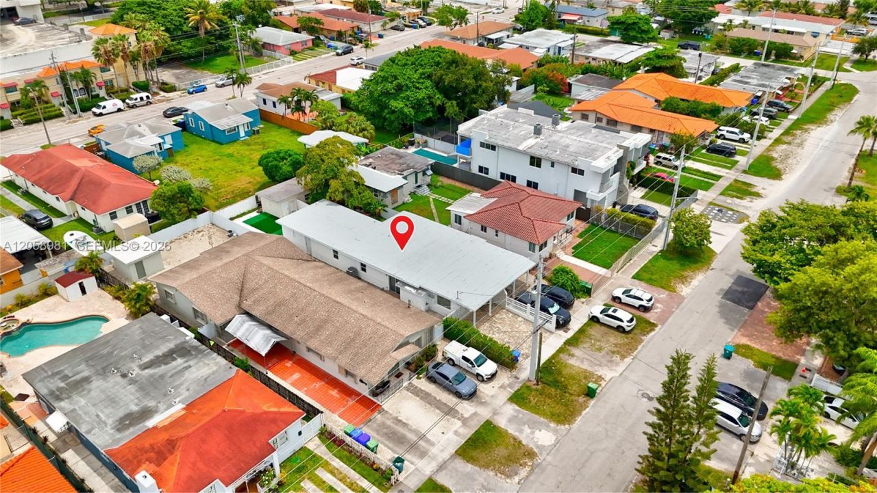 2953 SW 23rd St, Unit 2955, Miami, FL 33145 Photo