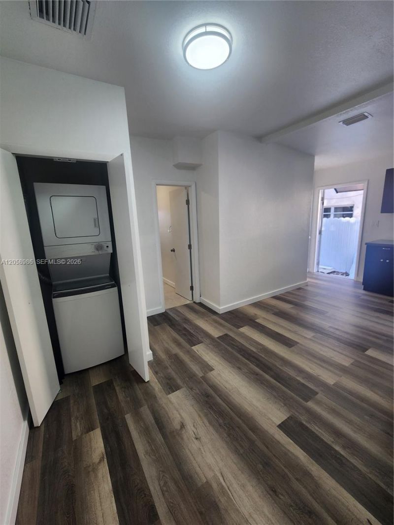 1726 SW 25th Ave , Unit B, Miami, FL 33145 Photo