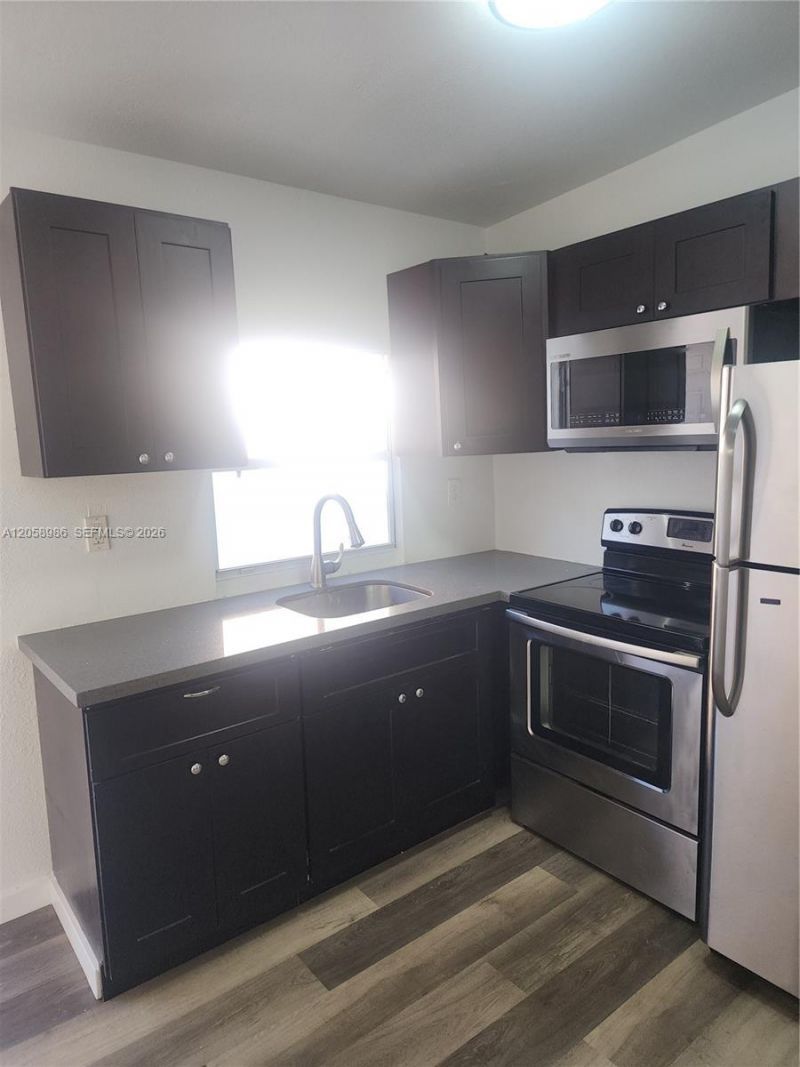 1726 SW 25th Ave , Unit B, Miami, FL 33145 Photo