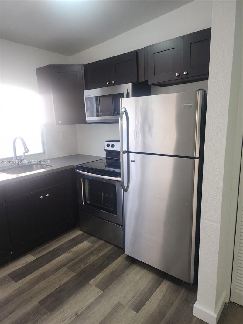 1726 SW 25th Ave , Unit B, Miami, FL 33145 Photo