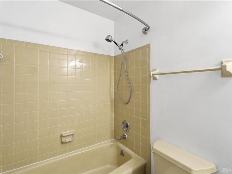 4062 Quail Bush Drive, Dayton, OH 45424 Photo 36