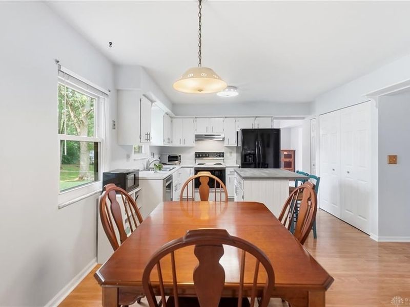 4062 Quail Bush Drive, Dayton, OH 45424 Photo 9
