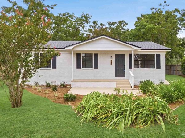 344 Morgan Ln, Mary Esther, FL 32569