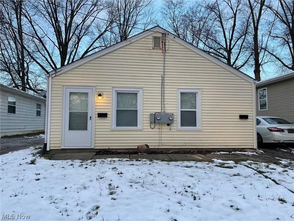799 Georgia Avenue , Unit 1 (front), Akron, OH 44306