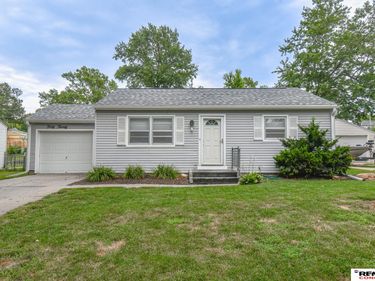 4020 Lewis Avenue, Lincoln, NE 68521