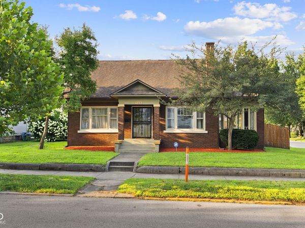 905 Maple , Terre Haute, IN 47804