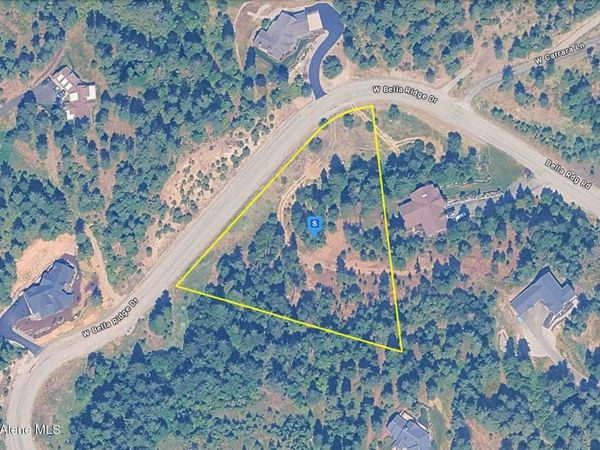 10800 W Bella Ridge Dr, Coeur d'Alene, ID 83814