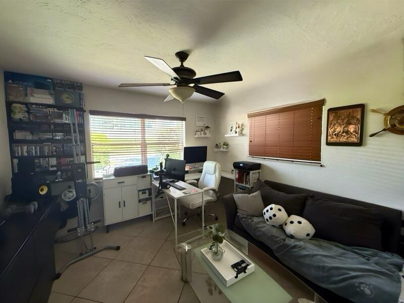 2713 NE 33rd Avenue, Unit 1-2, Fort Lauderdale, FL 33308 Photo
