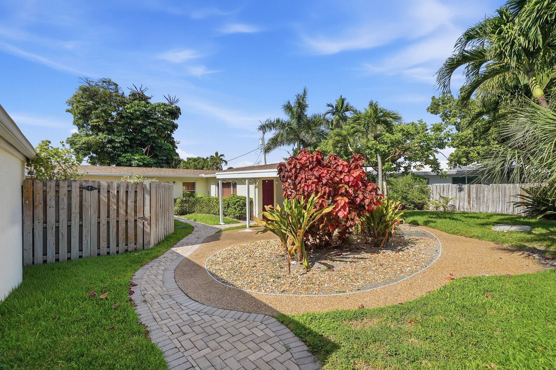 2713 NE 33rd Avenue, Unit 1-2, Fort Lauderdale, FL 33308 Photo