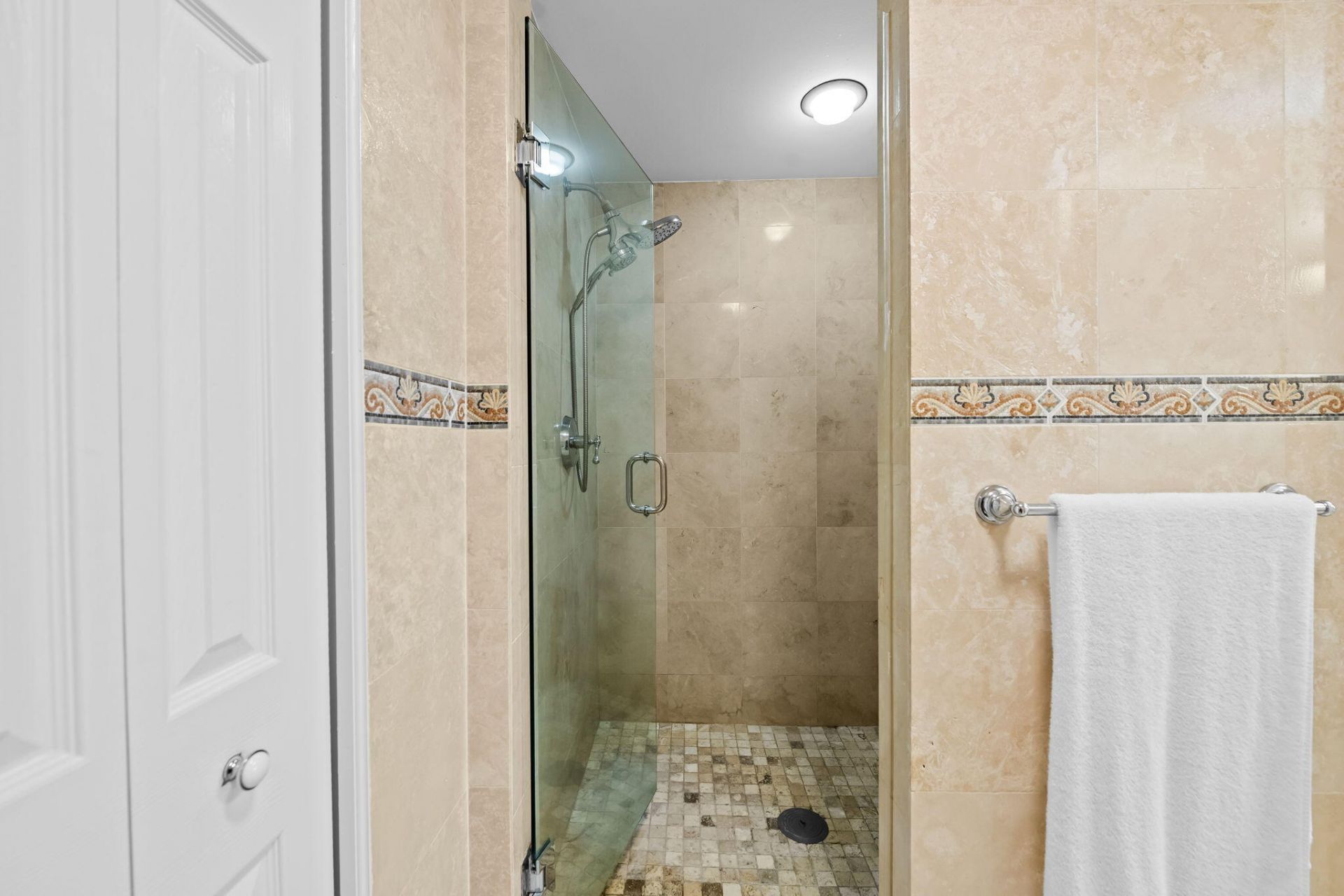3200 N Ocean Boulevard, Unit 307, Fort Lauderdale, FL 33308 Photo