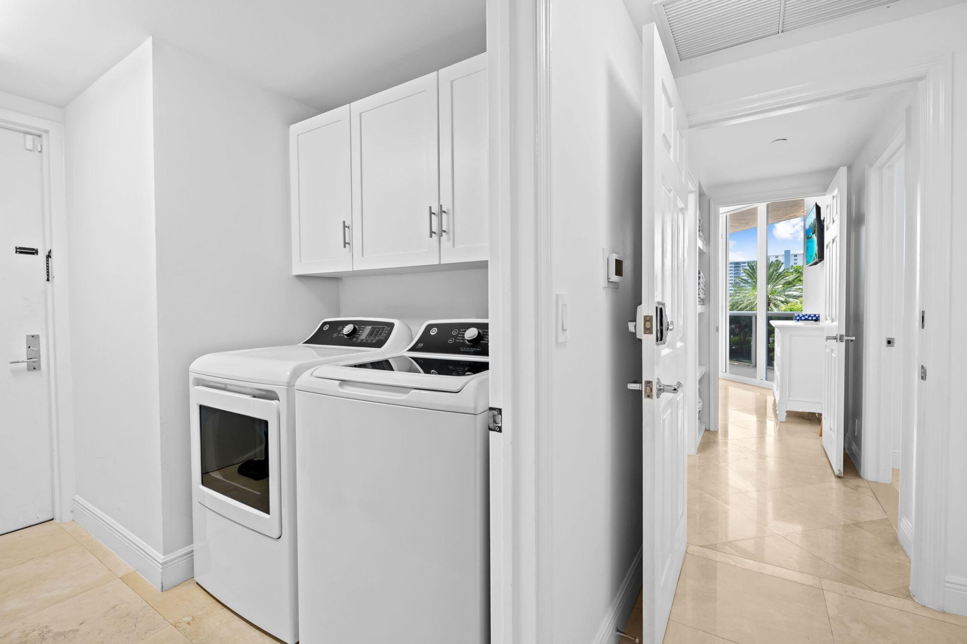 3200 N Ocean Boulevard, Unit 307, Fort Lauderdale, FL 33308 Photo