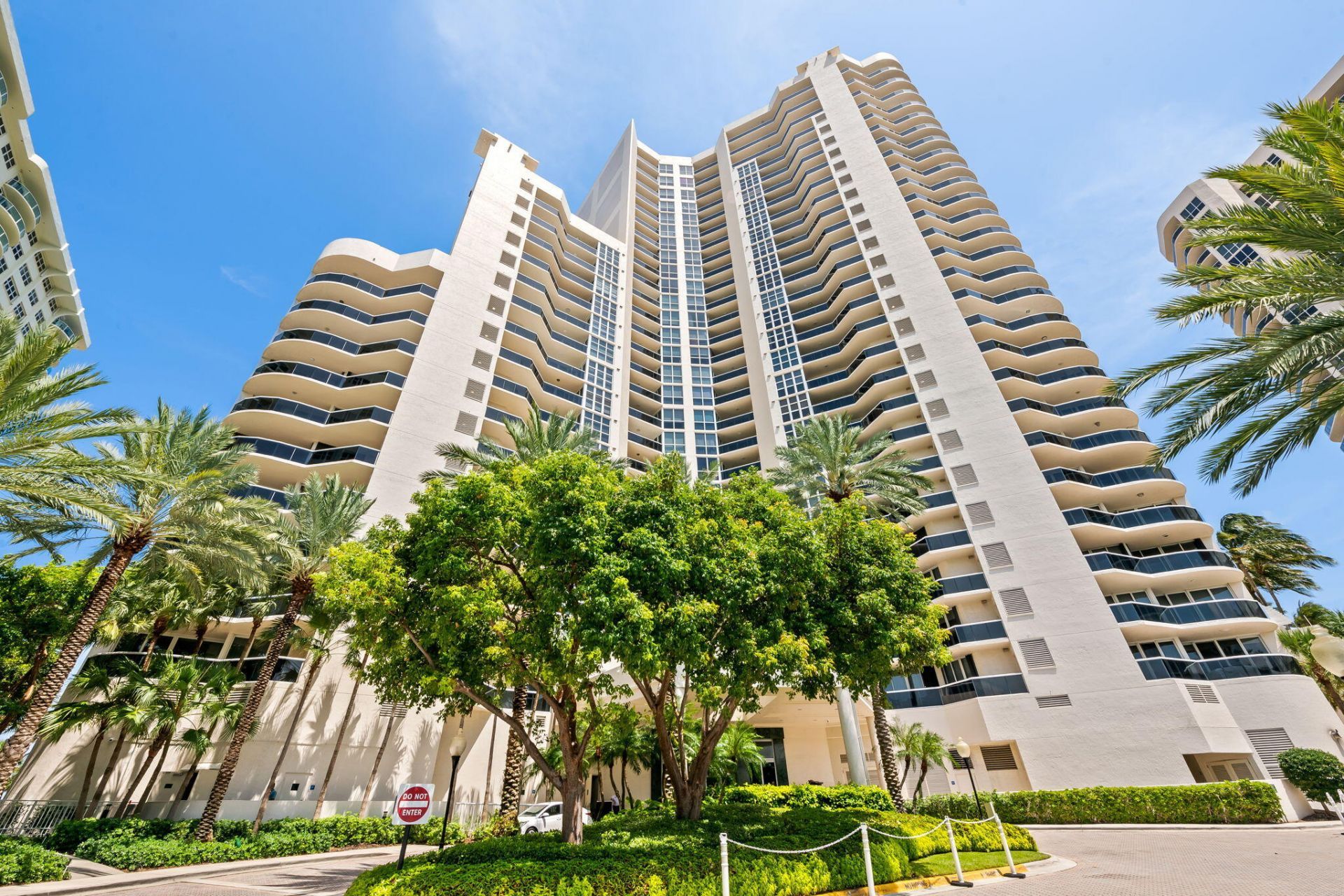 3200 N Ocean Boulevard, Unit 307, Fort Lauderdale, FL 33308 Photo