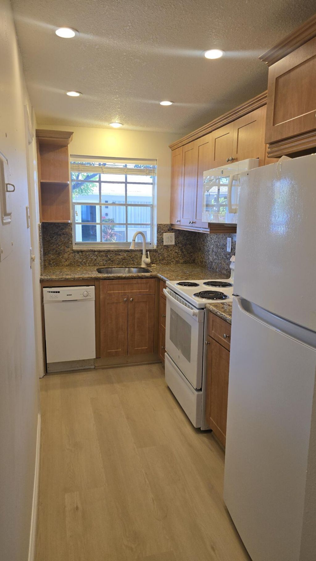 1965 SE 5th Court, Unit 104, Pompano Beach, FL 33060 Photo