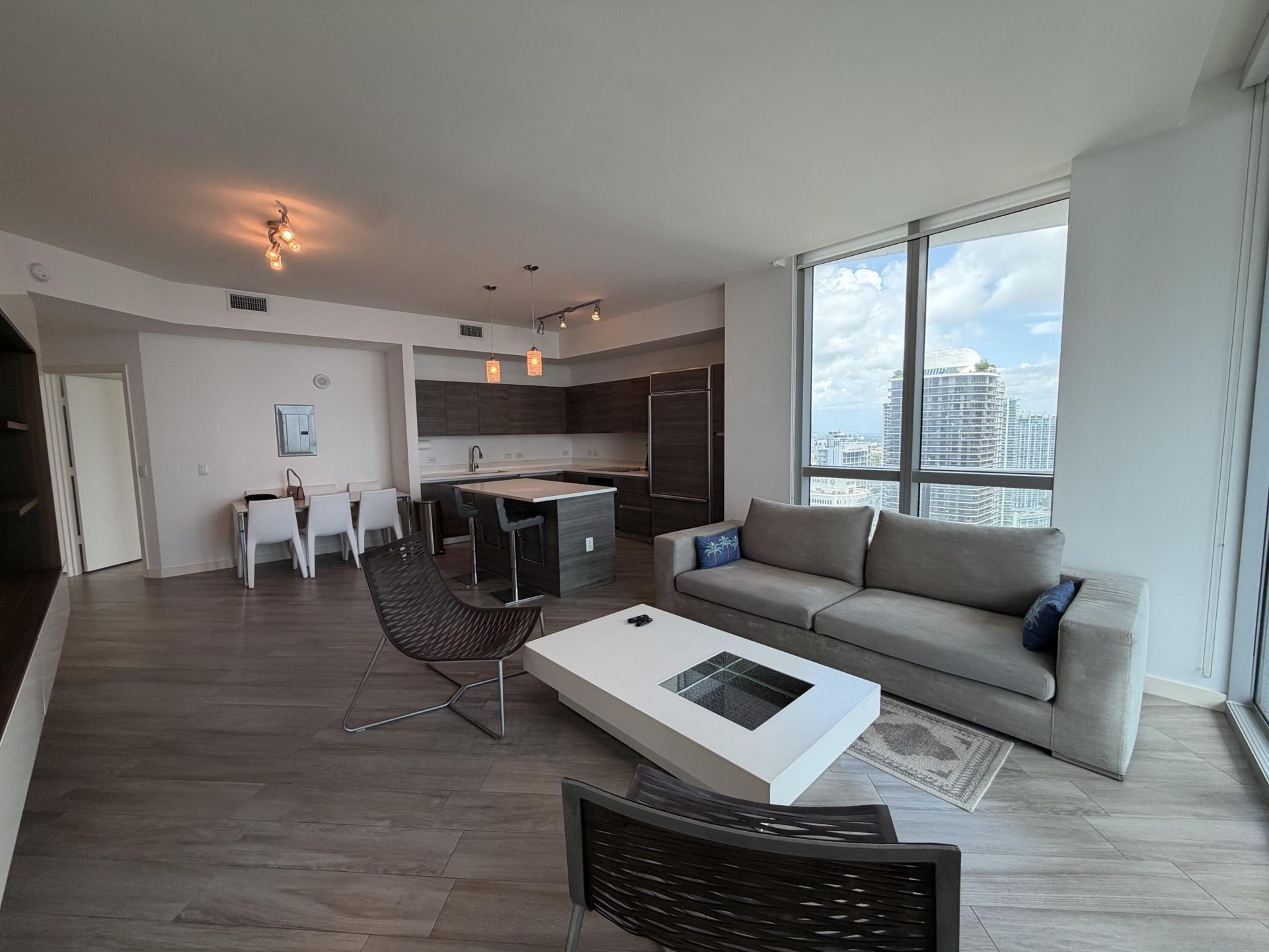 1100 S Miami Avenue, Unit 4210, Miami, FL 33130 Photo
