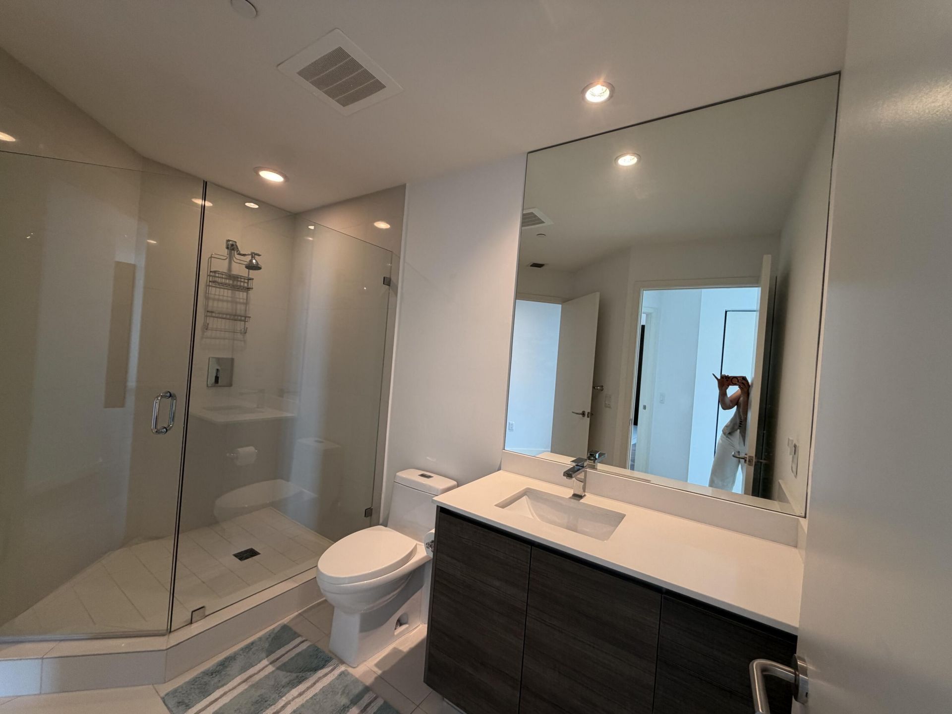 1100 S Miami Avenue, Unit 4210, Miami, FL 33130 Photo