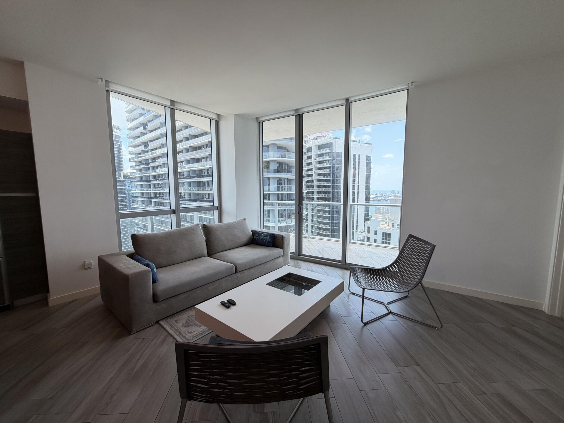 1100 S Miami Avenue, Unit 4210, Miami, FL 33130 Photo