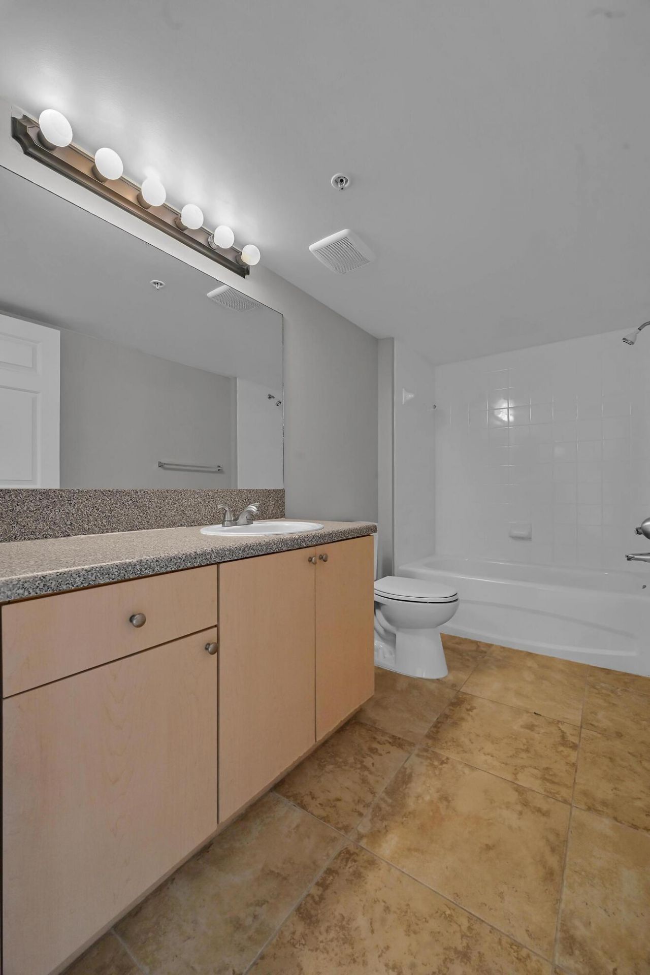 3638 NW Mediterranean Lane, Unit 208, Jensen Beach, FL 34957 Photo