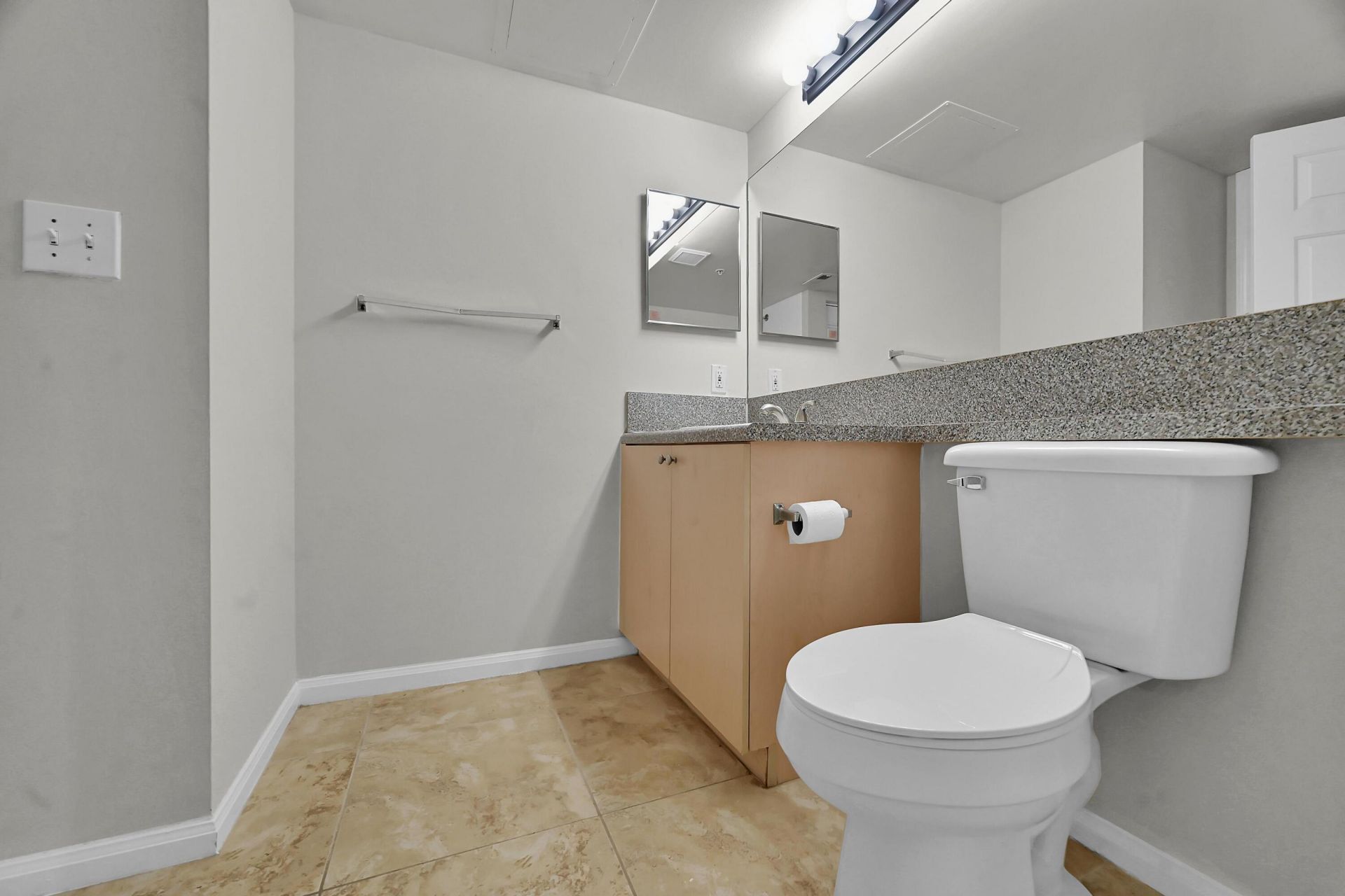 3638 NW Mediterranean Lane, Unit 208, Jensen Beach, FL 34957 Photo