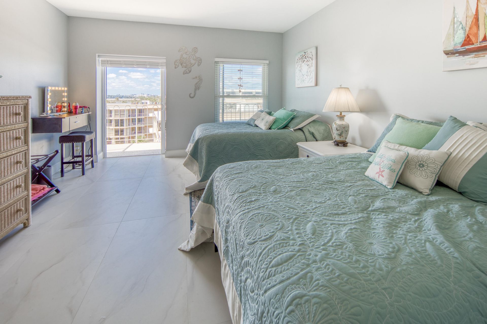 3230 S Ocean Boulevard, Unit E609, Palm Beach, FL 33480 Photo