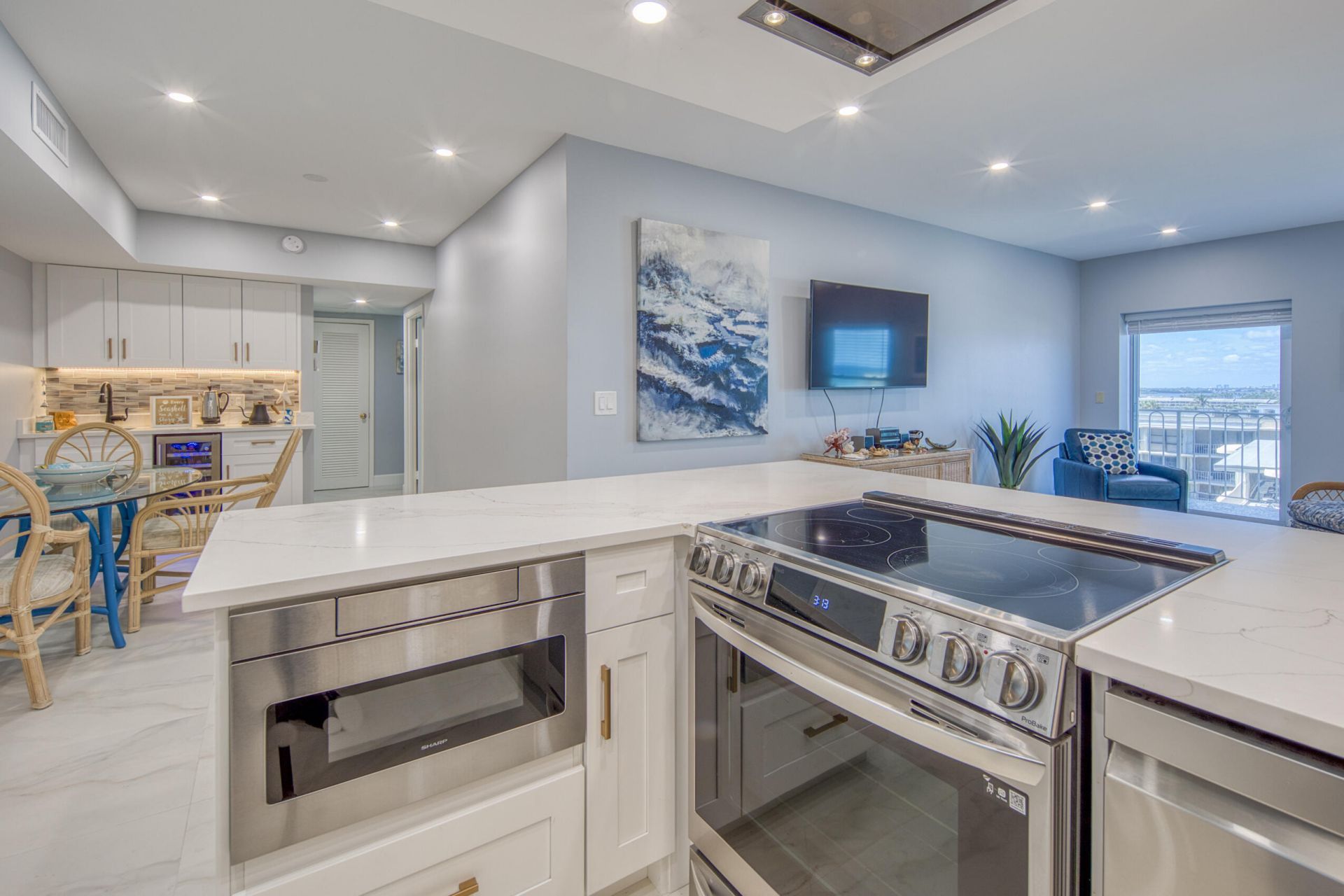 3230 S Ocean Boulevard, Unit E609, Palm Beach, FL 33480 Photo