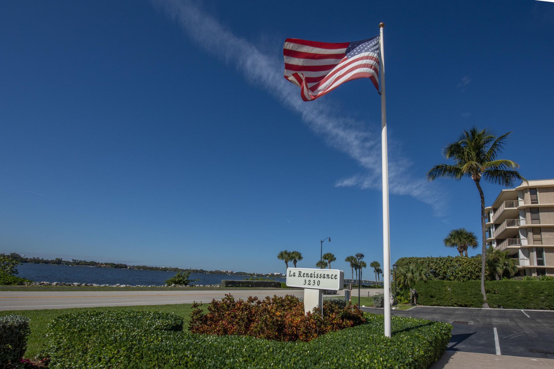 3230 S Ocean Boulevard, Unit E609, Palm Beach, FL 33480 Photo