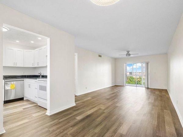 2615 NE 1ST Court, Unit 407, Boynton Beach, FL 33435