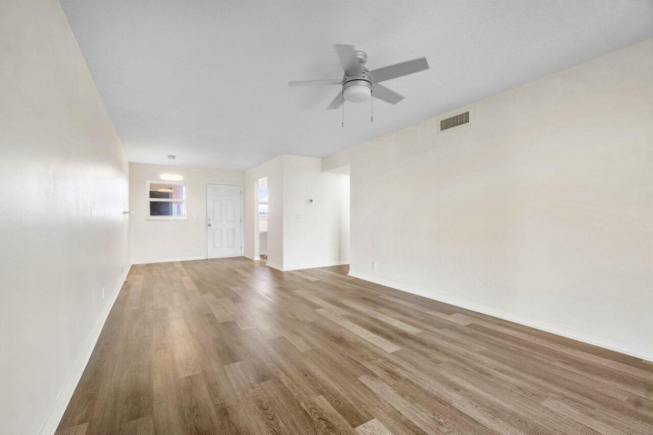 2615 NE 1st Court, Unit 407, Boynton Beach, FL 33435 Photo