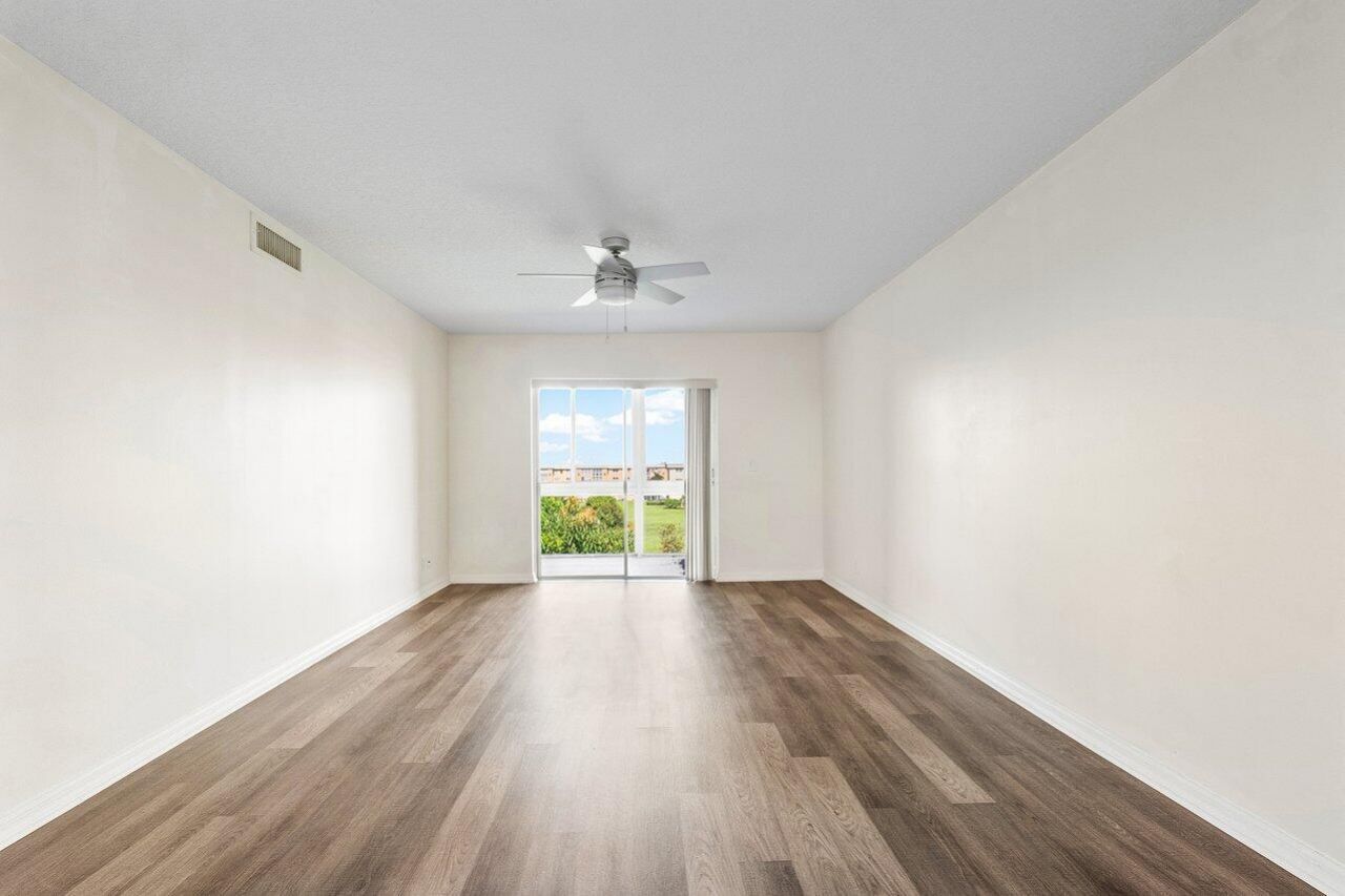 2615 NE 1st Court, Unit 407, Boynton Beach, FL 33435 Photo