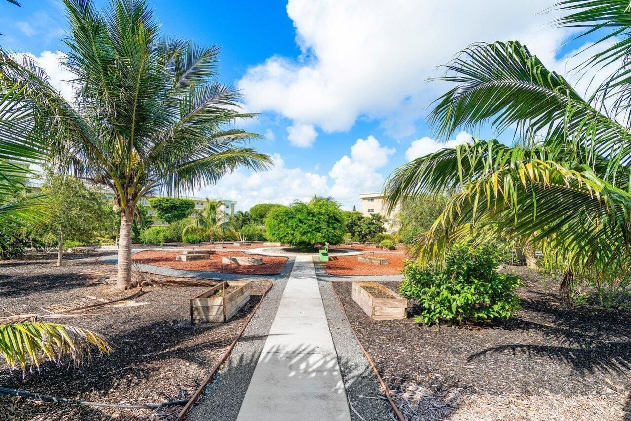 2615 NE 1st Court, Unit 407, Boynton Beach, FL 33435 Photo