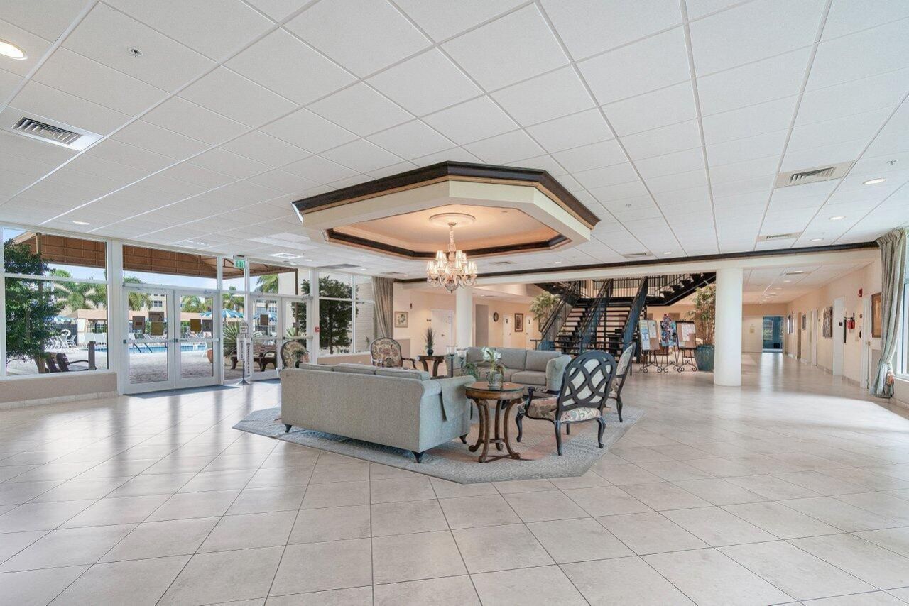 2615 NE 1st Court, Unit 407, Boynton Beach, FL 33435 Photo