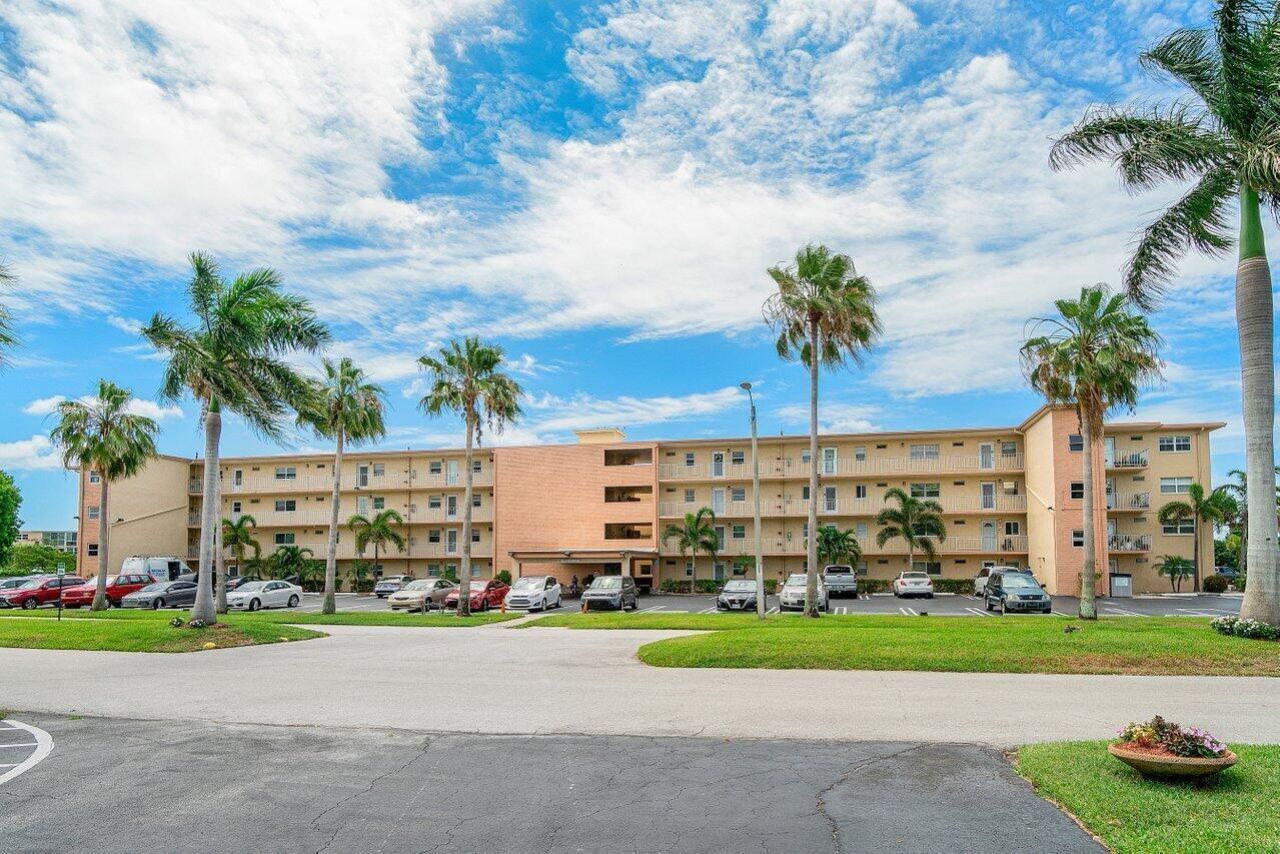 2615 NE 1st Court, Unit 407, Boynton Beach, FL 33435 Photo
