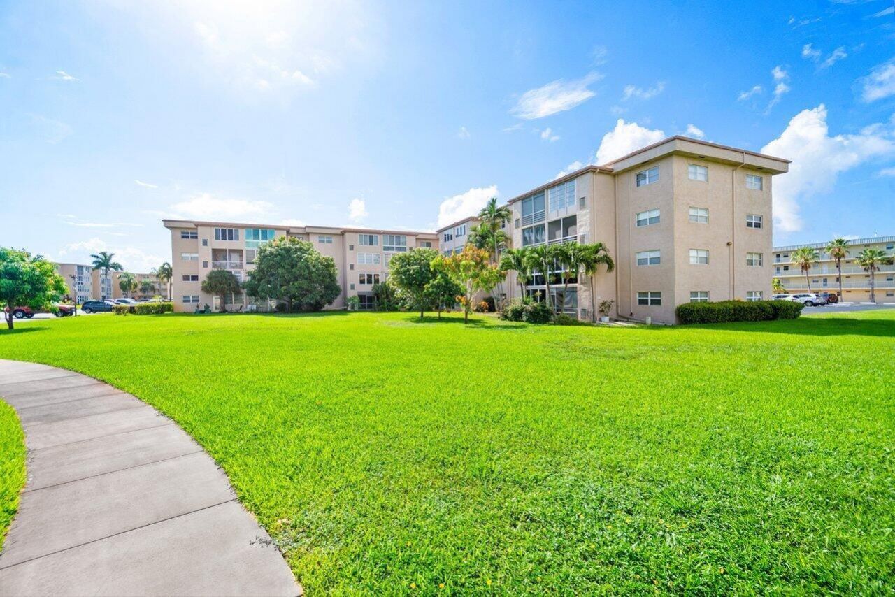 2615 NE 1st Court, Unit 407, Boynton Beach, FL 33435 Photo
