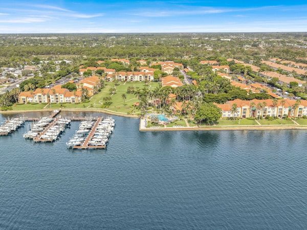 110 Yacht Club Way, Unit 105, Hypoluxo, FL 33462