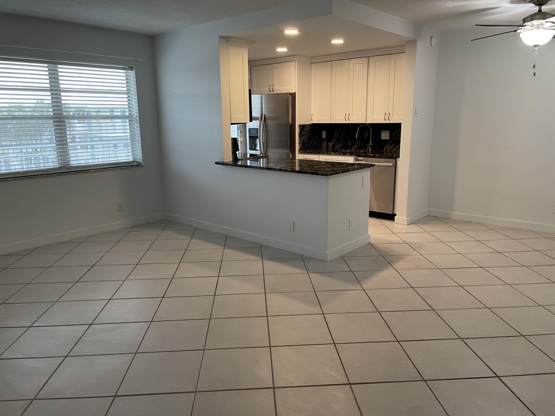 37 Yacht Club Drive, Unit 303, North Palm Beach, FL 33408 Photo