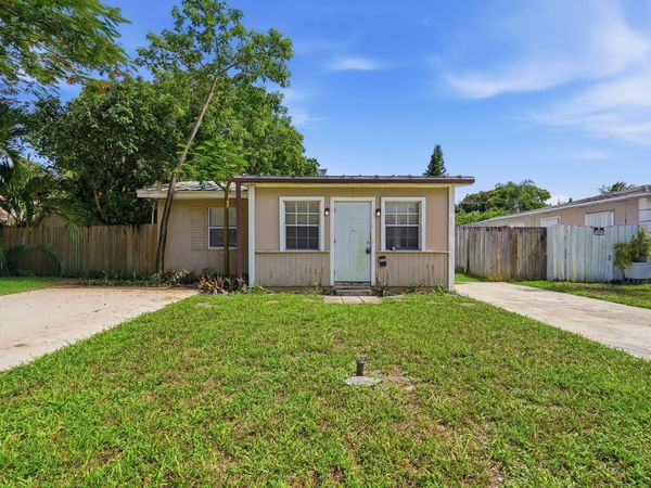 2530 Adams Street, Hollywood, FL 33020