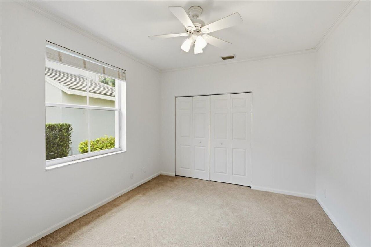 2458 Greenbrier Court, Weston, FL 33327 Photo