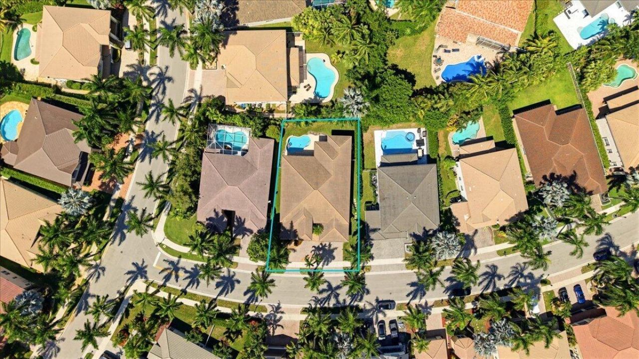 2458 Greenbrier Court, Weston, FL 33327 Photo