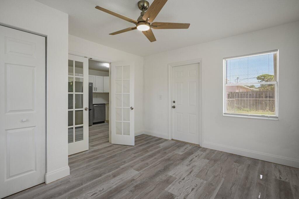 911 SE Dolphin Drive, Stuart, FL 34996 Photo