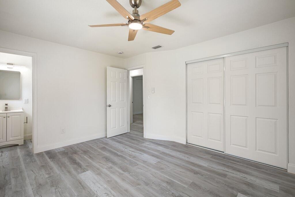 911 SE Dolphin Drive, Stuart, FL 34996 Photo