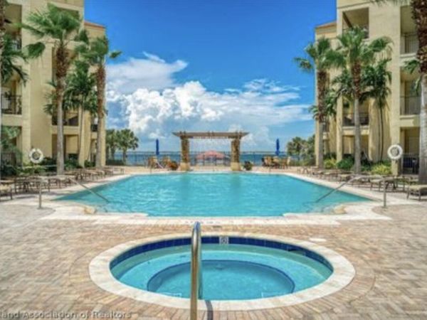 2351 Lakeview Drive, Unit 209, Sebring, FL 33870