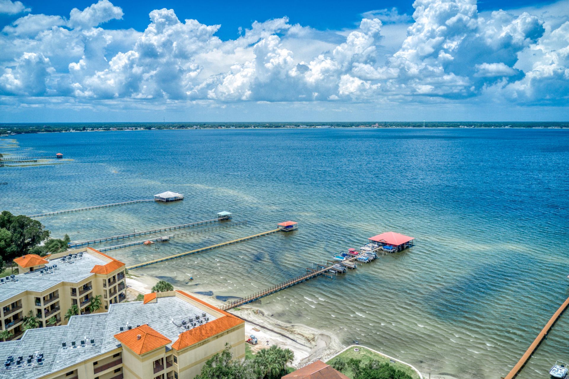 2351 Lakeview Drive, Unit 209, Sebring, FL 33870 Photo