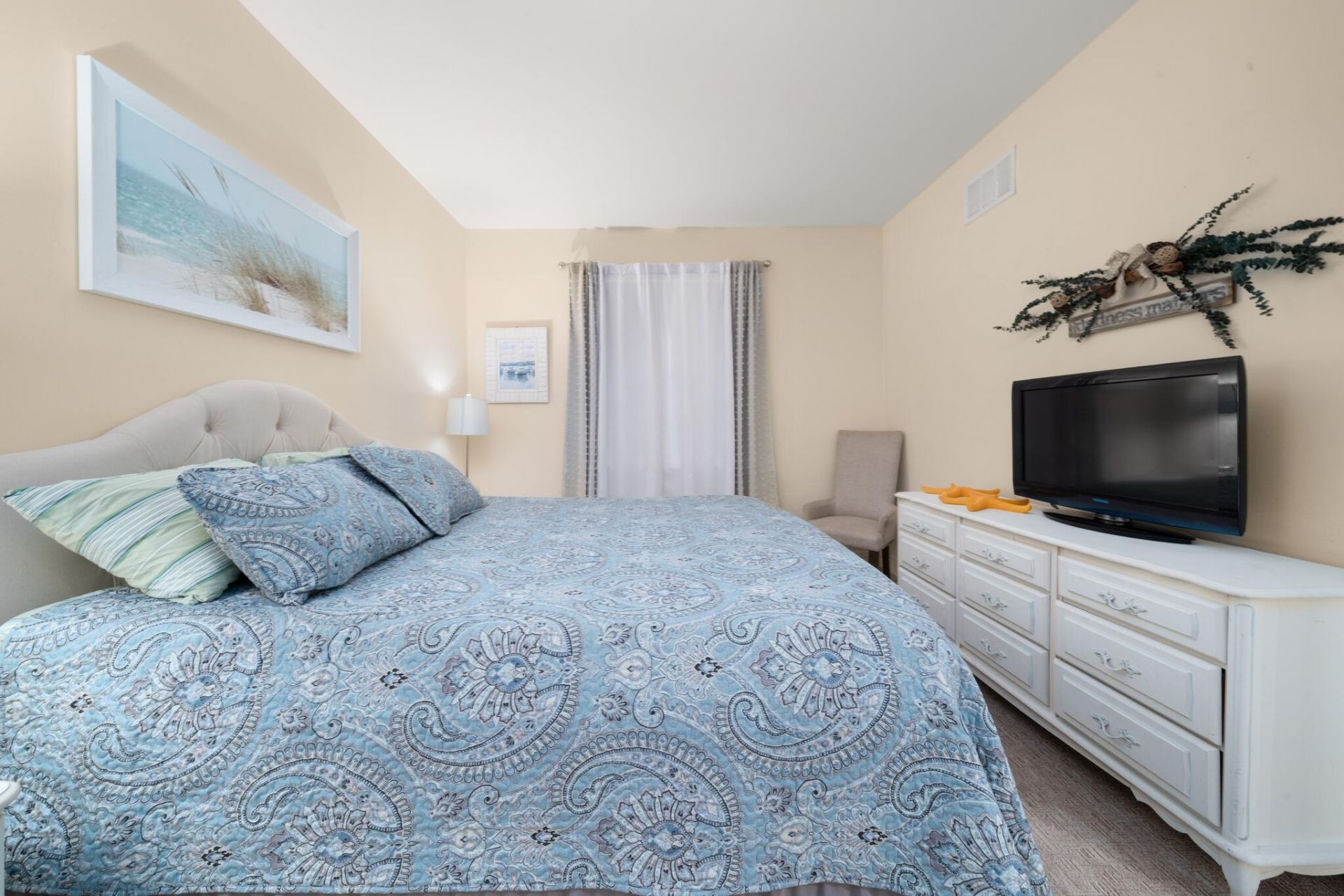 2351 Lakeview Drive, Unit 209, Sebring, FL 33870 Photo