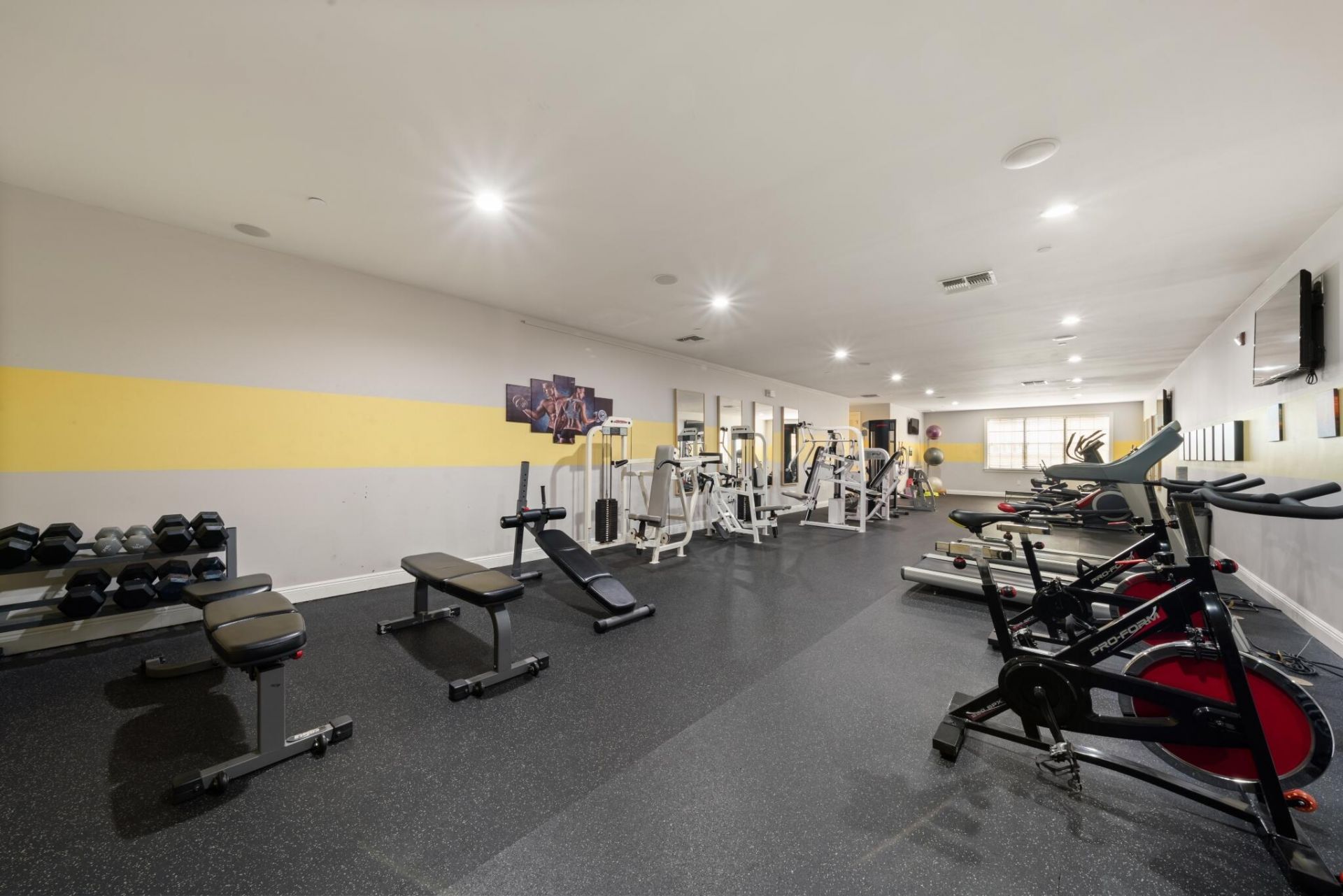 2351 Lakeview Drive, Unit 209, Sebring, FL 33870 Photo