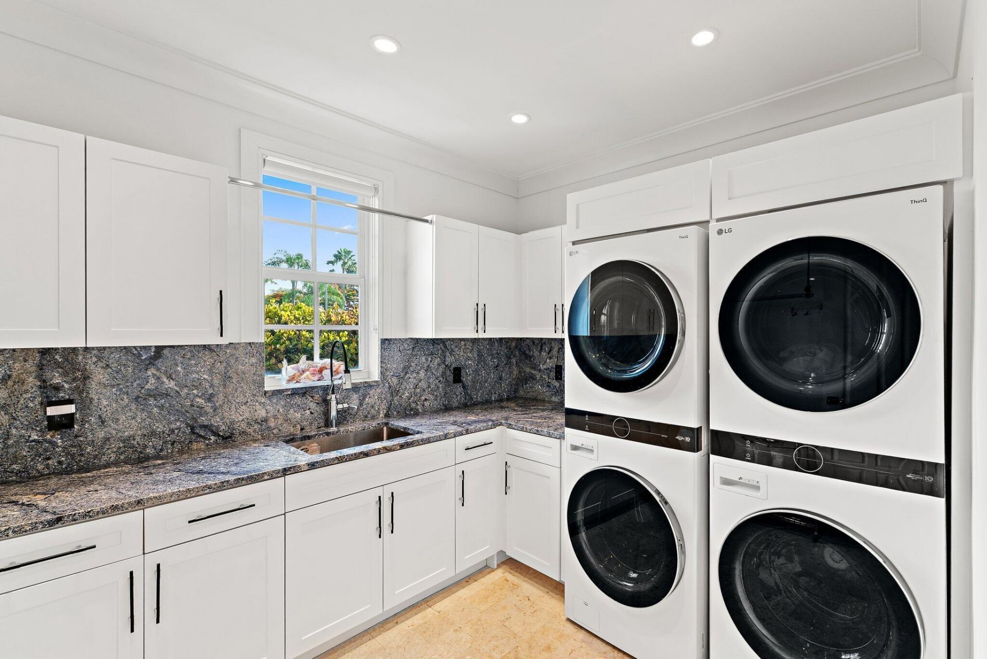 18610 SE Saint Augustine Way, Tequesta, FL 33469 Photo