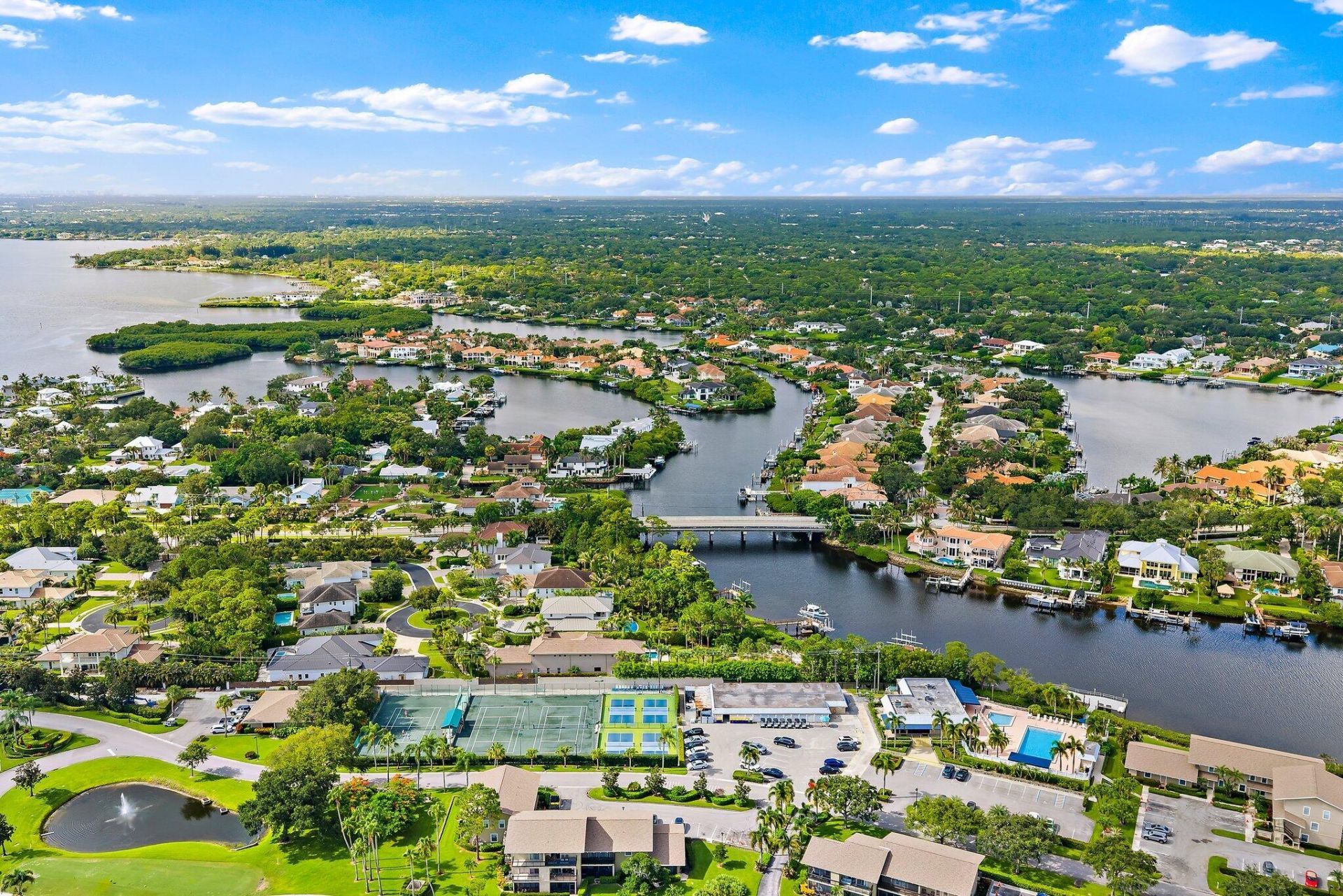 18610 SE Saint Augustine Way, Tequesta, FL 33469 Photo