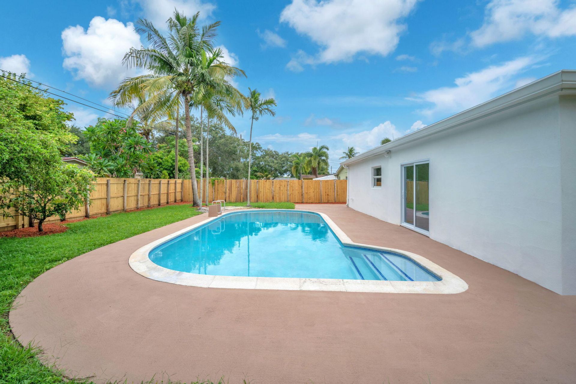 4872 NW 6th Court, Plantation, FL 33317 Photo